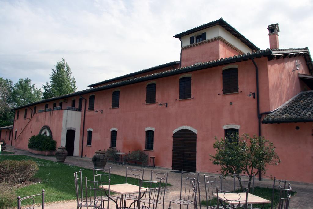 Agriturismo Il Molino Antico - 5 Girasoli Spoleto Eksteriør billede